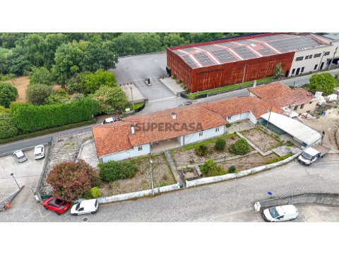 Moradia T4 em Rebordões, Santo Tirso