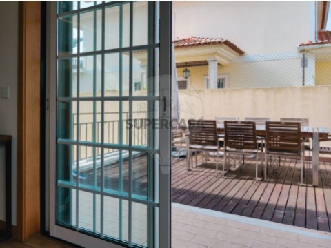 Moradia T5 em Carcavelos e Parede, Cascais