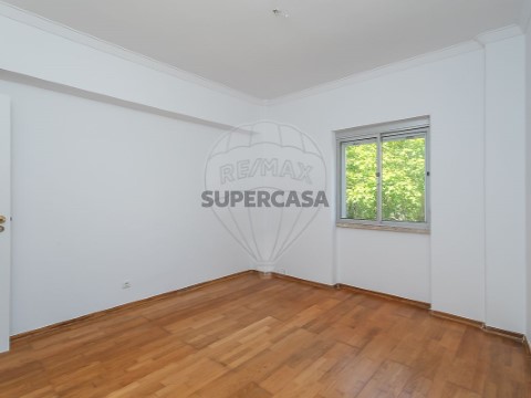 Apartamento T4 em Falagueira-Venda Nova, Amadora