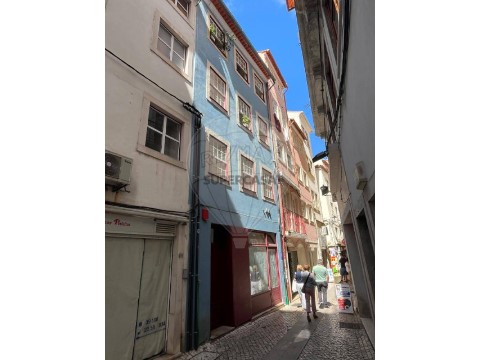 Prédio em Sé Nova, Santa Cruz, Almedina e São Bartolomeu, Coimbra