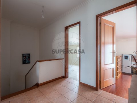 Appartement 4 kamers Op Nelas, Nelas