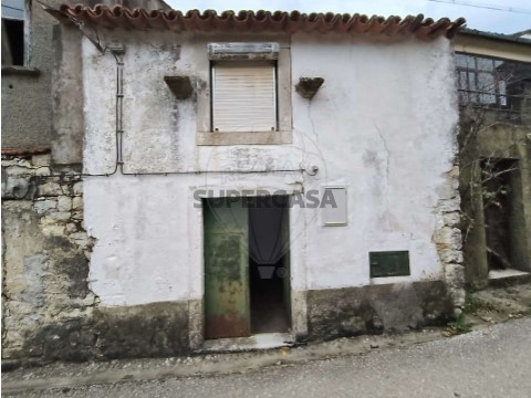 Moradia T2 em Zambujal, Condeixa-a-Nova