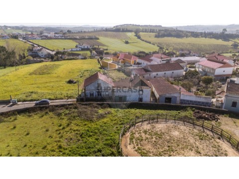 Quinta T4 em Aldeia Galega da Merceana e Aldeia Gavinha, Alenquer