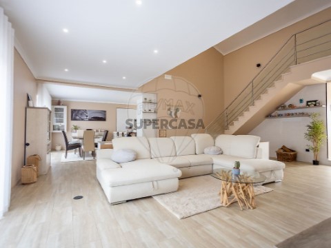 Moradia T4 em Benavente, Benavente