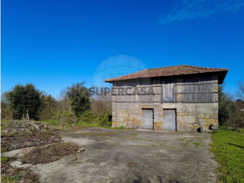 Moradia T4 em Fonte Arcada, Penafiel