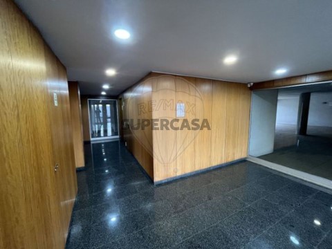 Apartamento T1 em Cidade da Maia, Maia