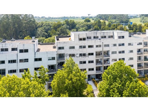Apartamento T3 em Cidade da Maia, Maia