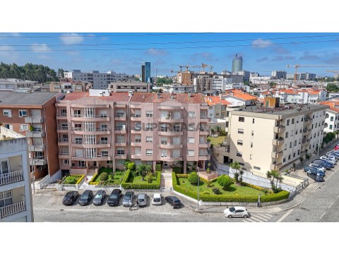 Apartamento T3 em Cidade da Maia, Maia