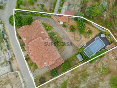 Moradia T4 em Lordelo, Paredes
