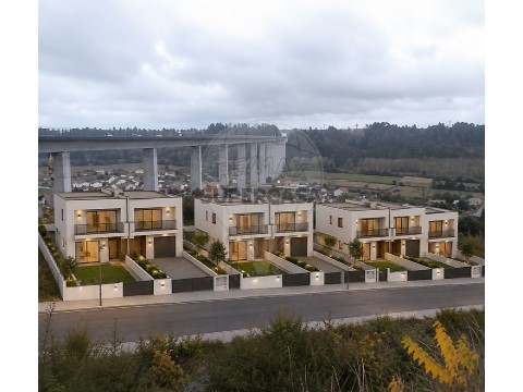 Terreno em Recardães e Espinhel, Águeda