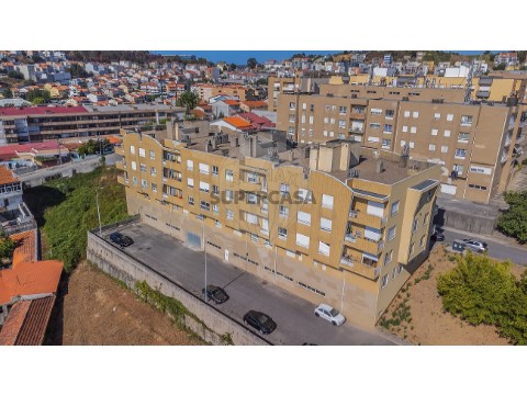 Apartamento T2 em Fânzeres e São Pedro da Cova, Gondomar