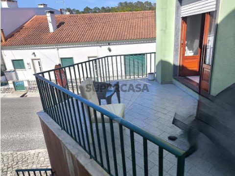 Moradia T4 em São Mamede, Batalha