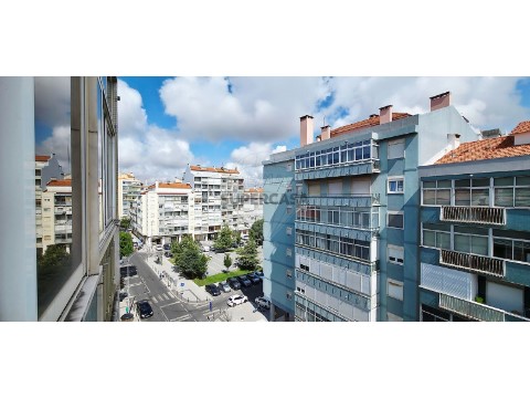 Apartamento T1 em Águas Livres, Amadora