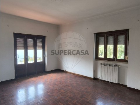 Moradia T4 em Minde, Alcanena