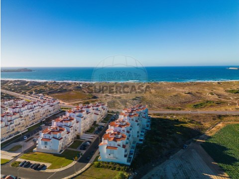 Apartamento T3 em Ferrel, Peniche