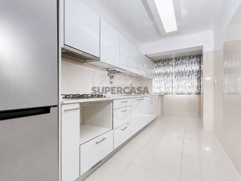 Apartamento T2 em São Domingos de Benfica, Lisboa
