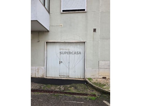 Garagem em Alhandra, São João dos Montes e Calhandriz, Vila Franca de Xira