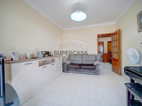 Apartamento T2 em Gâmbia-Pontes-Alto Guerra, Setúbal