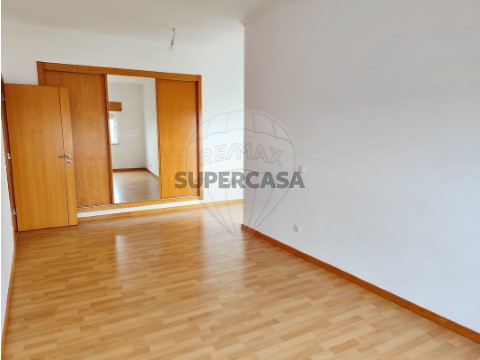 Apartamento T2 na Azambuja, Azambuja