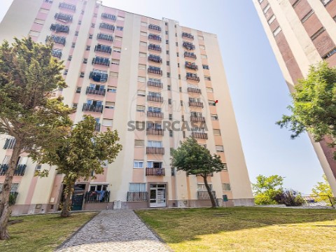 Appartement 3 kamers Op Carregado e Cadafais, Alenquer