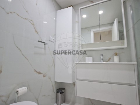 Apartamento T4 em Arroios, Lisboa