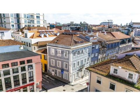Prédio em Glória e Vera Cruz, Aveiro