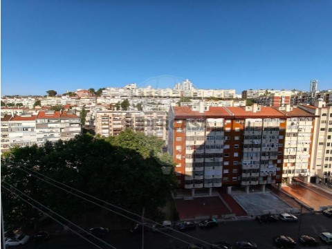 Apartamento T3 em Lumiar, Lisboa