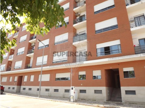 Apartamento T2 em Montijo e Afonsoeiro, Montijo