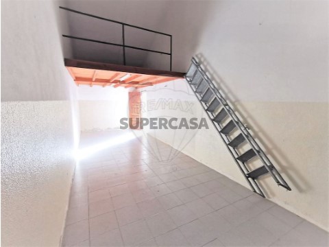 Moradia T3 em Carregado e Cadafais, Alenquer