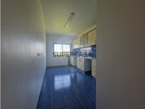 Apartamento 3 habitaciones en Alenquer (Santo Estêvão e Triana), Alenquer