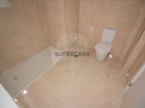 Appartement 2 kamers Op Alenquer (Santo Estêvão e Triana), Alenquer