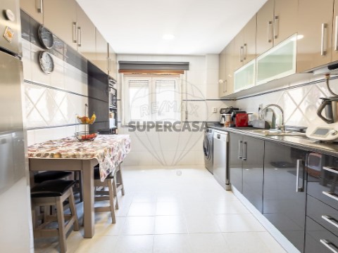 Appartement 3 kamers Op Carregado e Cadafais, Alenquer