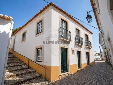 Moradia T10 em Alenquer (Santo Estêvão e Triana), Alenquer