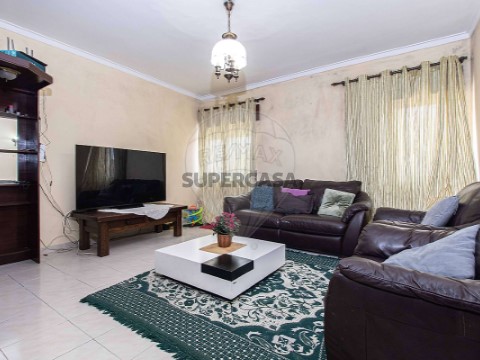 Appartement 2 kamers Op Carregado e Cadafais, Alenquer