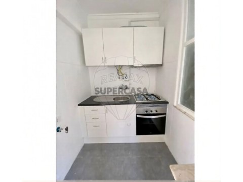 Apartamento T1 em Agualva e Mira-Sintra, Sintra