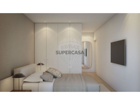 Apartamento T3 em Santo António dos Cavaleiros e Frielas, Loures