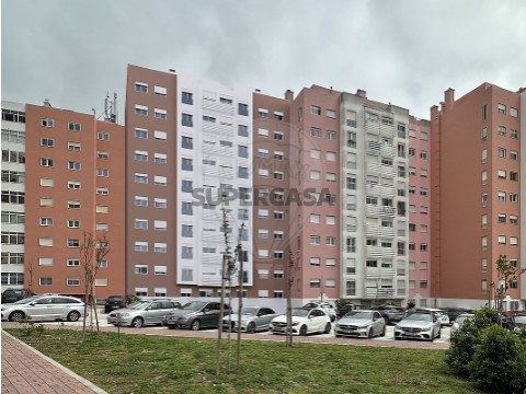 Apartamento T2 em Cacém e São Marcos, Sintra