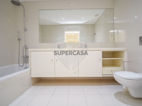 Apartamento T1 em Misericórdia, Lisboa
