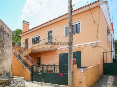 Moradia T2 em Ribafria e Pereiro de Palhacana, Alenquer