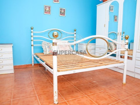 Moradia T4 em Cadaval e Pêro Moniz, Cadaval