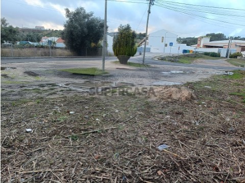 Terreno em Alenquer (Santo Estêvão e Triana), Alenquer