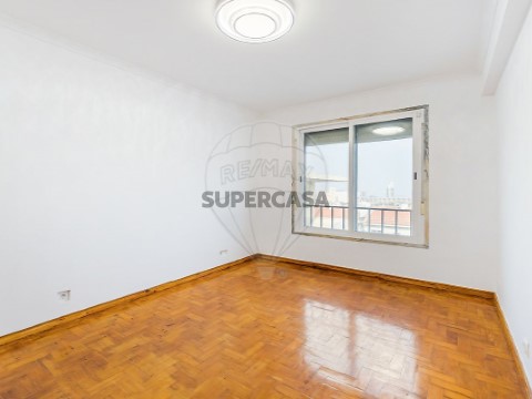 Apartamento T3 em Olivais, Lisboa