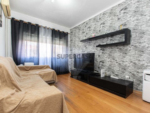 Apartamento T2 em Alto do Seixalinho, Santo André e Verderena, Barreiro
