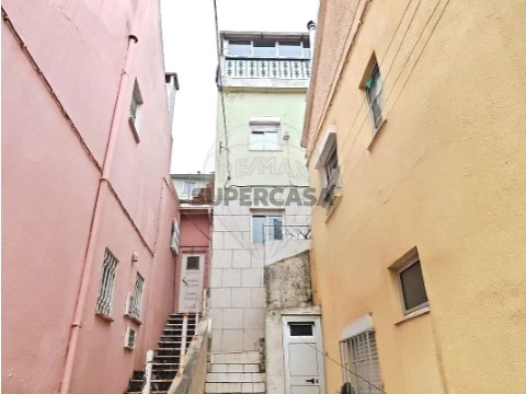 建筑 在 Encosta do Sol, Amadora