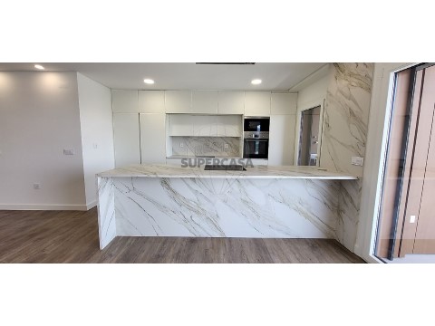 Apartamento T2 em Odivelas, Odivelas