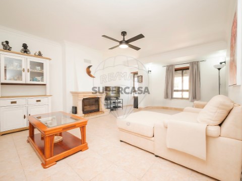 Apartment 3 Zimmer auf Baixa da Banheira e Vale da Amoreira, Moita