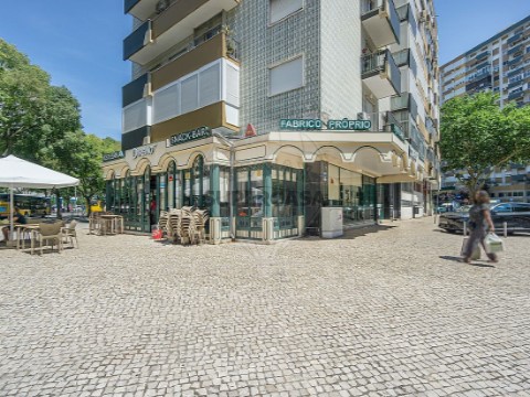 Apartamento T3 em Lumiar, Lisboa