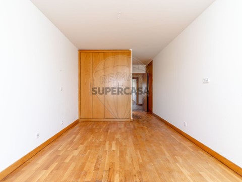 Apartamento T3 em Lumiar, Lisboa