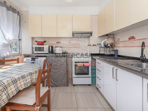 Apartamento T2 em Odivelas, Odivelas