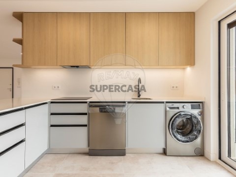 Apartamento T3 em União Freguesias Santa Maria, São Pedro e Matacães, Torres Vedras